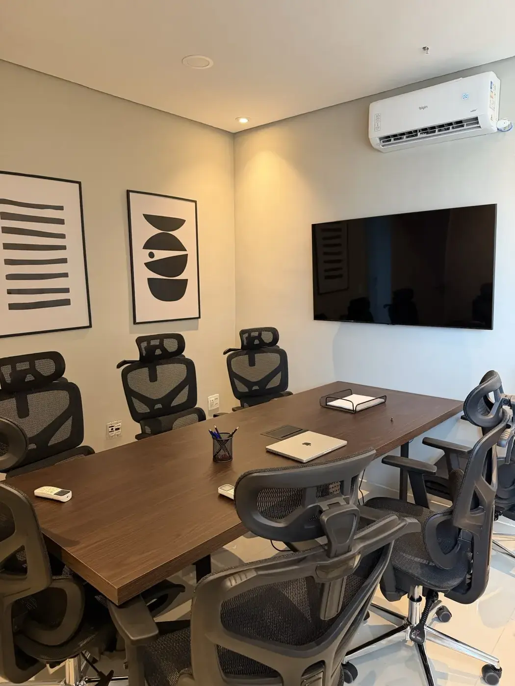 Sala de reunião VÖR · incluída no plano Membro PRO